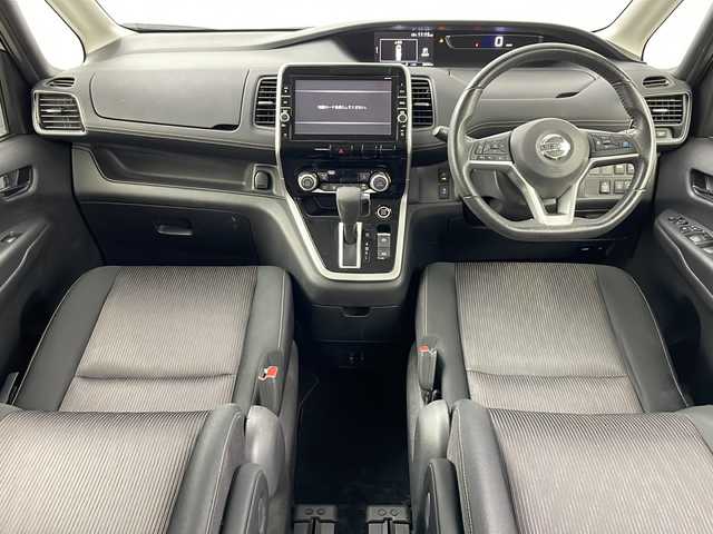 日産 セレナ ハイウェイスター プロパイロットED 道央・札幌 2017(平29)年 6.8万km ダイヤモンドブラック ・ワンオーナー/・4WD/・純正ナビ&CD&DVD&BT/・純正フリップダウンモニター/・両側パワースライドドア/・ハンズフリーオートスライドドア/・プロパイロット/・インテリジェントクルーズコントロール/・エマージェンシーブレーキ/・アイドリングストップ/・横滑り防止装置/・前席シートヒーター/・純正フロアマット/・LEDヘッドライト/・オートライト/・スマートキー