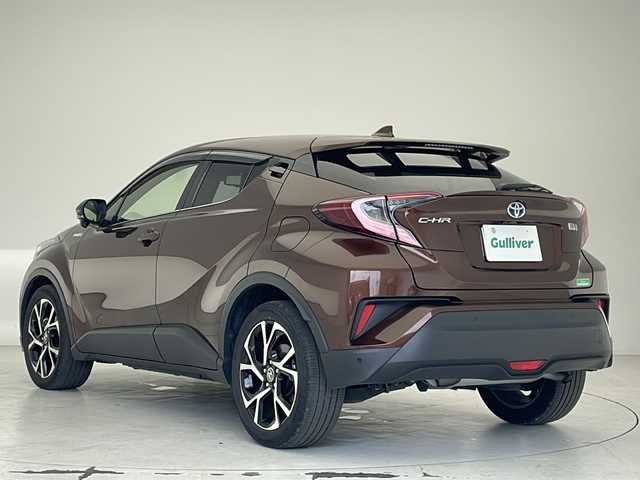 トヨタ Ｃ－ＨＲ G 沖縄県 2019(令1)年 5.8万km ダークブラウンマイカメタリック 純正９インチナビ（NSZT-W68T）/（フルセグＴＶ　ＣＤ　ＤＶＤ　Bluetooth）/バックカメラ/ドライブレコーダー/ＥＴＣ/アダプティブクルーズコントロール/ブラインドスポットモニター/オートマチックハイビーム/トヨタセーフティセンス/シートヒーター
