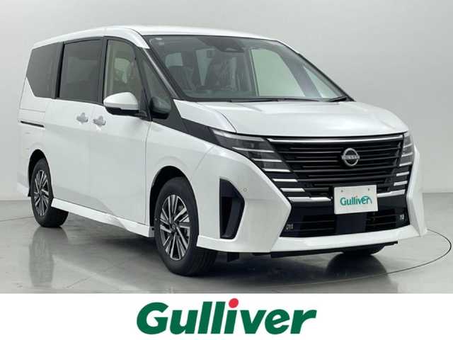 日産 セレナ e－パワー ハイウェイスター V 熊本県 2025(令7)年 0.1千km プリズムホワイト 登録済未使用車/純正１２．３インチナビ（ApplCarPlay・AndroidAuto・BT・フルセグ・USB）　/純正前方ドライブレコーダー/純正フリップダウンモニター　/ビルトインＥＴＣ２．０　/全周囲カメラ　/両側パワースライドドア　/前後クリアランスソナー　/レーダークルーズコントロール/プロパイロット　/インテリジェントエマージェンシーブレーキ/車線逸脱防止支援システム/車線逸脱警報/後側方衝突防止支援システム/後退時車両検知警報/ふらつき警報機能/踏み間違い衝突防止アシスト/標識認識機能/車両接近通報装置/ブラインドスポットモニター/横滑り防止/インテリジェントルームミラー/置くだけ充電/純正16インチAW/オートライト/オートマチックハイビーム/LEDヘッドライト/フォグランプ/スマートキー/プッシュスタート/スペアキー1本