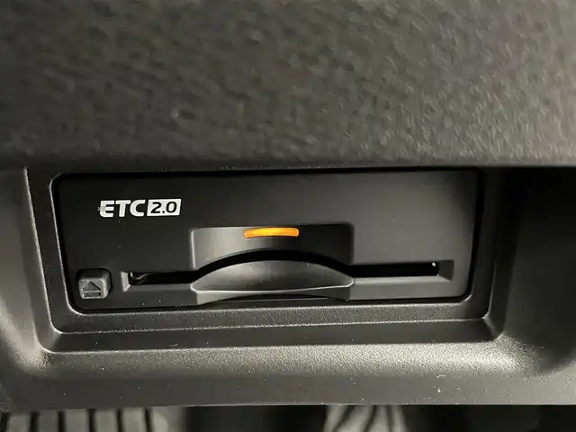 日産 セレナ e－パワー ハイウェイスター V 熊本県 2025(令7)年 0.1千km プリズムホワイト 登録済未使用車/純正１２．３インチナビ（ApplCarPlay・AndroidAuto・BT・フルセグ・USB）　/純正前方ドライブレコーダー/純正フリップダウンモニター　/ビルトインＥＴＣ２．０　/全周囲カメラ　/両側パワースライドドア　/前後クリアランスソナー　/レーダークルーズコントロール/プロパイロット　/インテリジェントエマージェンシーブレーキ/車線逸脱防止支援システム/車線逸脱警報/後側方衝突防止支援システム/後退時車両検知警報/ふらつき警報機能/踏み間違い衝突防止アシスト/標識認識機能/車両接近通報装置/ブラインドスポットモニター/横滑り防止/インテリジェントルームミラー/置くだけ充電/純正16インチAW/オートライト/オートマチックハイビーム/LEDヘッドライト/フォグランプ/スマートキー/プッシュスタート/スペアキー1本