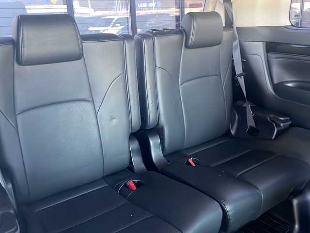 トヨタ アルファードハイブリット SR Cパッケージ 道東・釧路十勝 2015(平27)年 10.8万km ホワイトパールクリスタルシャイン ・サンルーフ/・4WD/・純正9インチSDナビ/(BT フルセグ CD DVD FM AM)/・バックカメラ/・純正11インチフリップダウンモニター/・レーダークルーズコントロール/・両側パワースライドドア/・電動リアゲート/・AC１００V（１５００W）/・前席・2ndパワーシート/・革シート/・電動オットマン/・前席シートヒーター/・ETC2.0/・衝突軽減システム/・横滑り防止/・コーナーセンサー/・前方ドライブレコーダー/・LEDヘッドライト/・フォグライト/・オートマチックハイビーム/・オートライト/・ドアバイザー/・電格ミラー