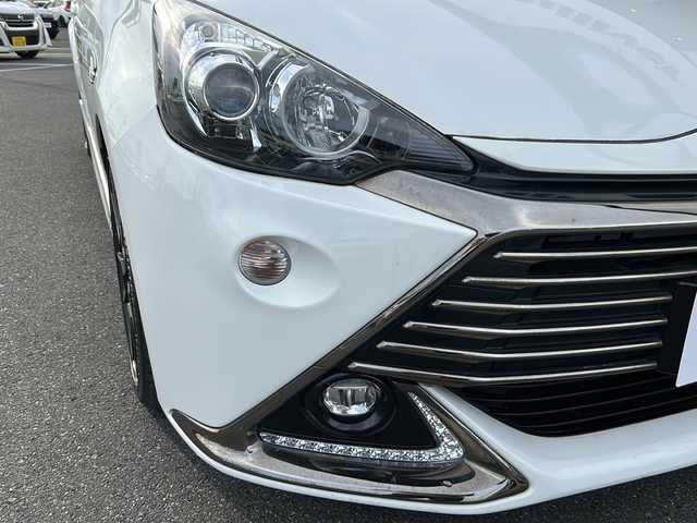 トヨタ アクア G G’s 茨城県 2016(平28)年 2.5万km ライムホワイトパールクリスタルシャイン 社外SDナビ(Bluetooth/バックカメラ/ワンセグTV)/ETC/横滑り防止装置/レーンキープアシスト/LEDオートライト/オートマチックハイビーム/USB入力端子/衝突被害軽減システム/クルーズコントロール/スマートキー/G‘sエアロパーツ/冷房AAC/17インチ純正アルミホイール/純正フロアマット/シートヒーター