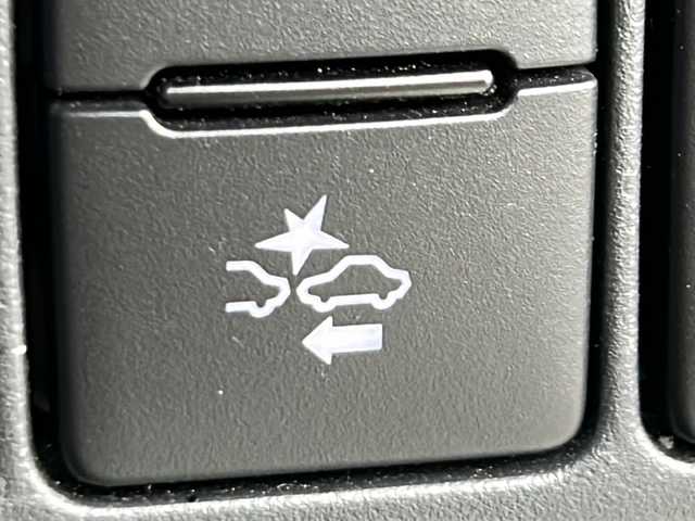 トヨタ アクア G G’s 茨城県 2016(平28)年 2.5万km ライムホワイトパールクリスタルシャイン 社外SDナビ(Bluetooth/バックカメラ/ワンセグTV)/ETC/横滑り防止装置/レーンキープアシスト/LEDオートライト/オートマチックハイビーム/USB入力端子/衝突被害軽減システム/クルーズコントロール/スマートキー/G‘sエアロパーツ/冷房AAC/17インチ純正アルミホイール/純正フロアマット/シートヒーター