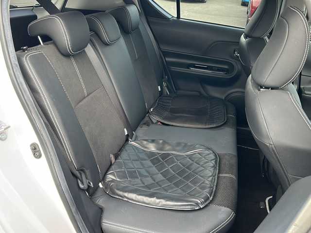 トヨタ アクア G G’s 茨城県 2016(平28)年 2.5万km ライムホワイトパールクリスタルシャイン 社外SDナビ(Bluetooth/バックカメラ/ワンセグTV)/ETC/横滑り防止装置/レーンキープアシスト/LEDオートライト/オートマチックハイビーム/USB入力端子/衝突被害軽減システム/クルーズコントロール/スマートキー/G‘sエアロパーツ/冷房AAC/17インチ純正アルミホイール/純正フロアマット/シートヒーター