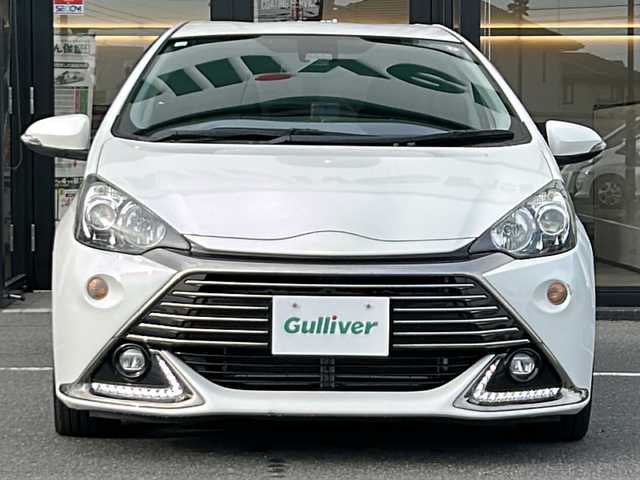 トヨタ アクア G G’s 茨城県 2016(平28)年 2.5万km ライムホワイトパールクリスタルシャイン 社外SDナビ(Bluetooth/バックカメラ/ワンセグTV)/ETC/横滑り防止装置/レーンキープアシスト/LEDオートライト/オートマチックハイビーム/USB入力端子/衝突被害軽減システム/クルーズコントロール/スマートキー/G‘sエアロパーツ/冷房AAC/17インチ純正アルミホイール/純正フロアマット/シートヒーター