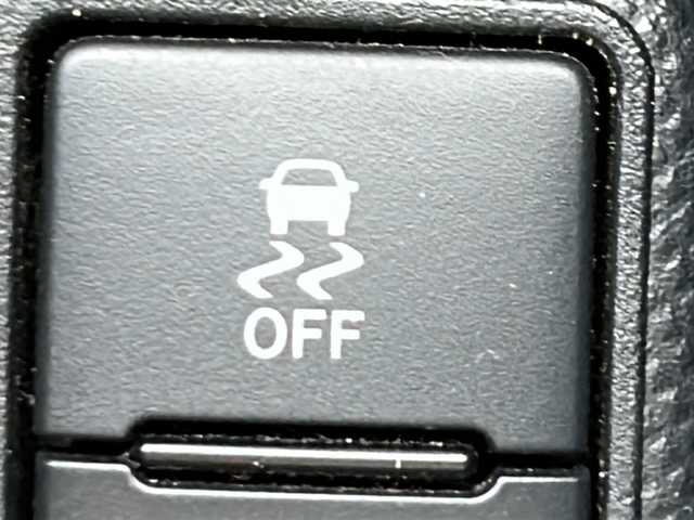 トヨタ アクア G G’s 茨城県 2016(平28)年 2.5万km ライムホワイトパールクリスタルシャイン 社外SDナビ(Bluetooth/バックカメラ/ワンセグTV)/ETC/横滑り防止装置/レーンキープアシスト/LEDオートライト/オートマチックハイビーム/USB入力端子/衝突被害軽減システム/クルーズコントロール/スマートキー/G‘sエアロパーツ/冷房AAC/17インチ純正アルミホイール/純正フロアマット/シートヒーター