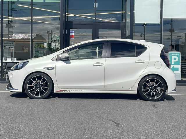 トヨタ アクア G G’s 茨城県 2016(平28)年 2.5万km ライムホワイトパールクリスタルシャイン 社外SDナビ(Bluetooth/バックカメラ/ワンセグTV)/ETC/横滑り防止装置/レーンキープアシスト/LEDオートライト/オートマチックハイビーム/USB入力端子/衝突被害軽減システム/クルーズコントロール/スマートキー/G‘sエアロパーツ/冷房AAC/17インチ純正アルミホイール/純正フロアマット/シートヒーター