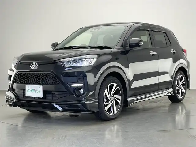 トヨタ ライズ Z 愛知県 2024(令6)年 0.8万km ブラックマイカメタリック 純正９型ディスプレイ　ＴＲＤエアロ　禁煙　スマアシIII　衝突軽減　全方位カメラ　追従クルコン　シートヒーター　カープレイ対応　ＨＤＭＩ　ＵＳＢ　フルセグＴＶ　ＥＴＣ　ＬＥＤライト　コーナーセンサー　フォグランプ　コーナーセンサー　オートハイビーム　電動パーキングブレーキ　オートホールド機能