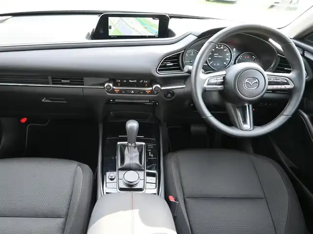 マツダ ＣＸ－３０ XD ブラックトーンエディション 千葉県 2023(令5)年 0.6万km ジェットブラックマイカ i-ACTIVSENSE/・スマートブレーキサポート/・ブラインドスポットモニタリング/・レーンキープ・アシスト・システム/アクティブ・ドライビング・ディスプレイ/パワーバックドア/純正SDナビ/地デジTV/【DVD/CD再生機能　Bluetooth接続】/【Apple CarPlay　Android Auto対応】/360°ビュー・モニター/リバース連動ドアミラー（左）/ドライブレコーダー（前後撮影）/社外レーダー/革巻きステアリング/ステアリングヒーター/ステアリングスイッチ/パドルシフト/ETC/LEDヘッドライト/ウインカーミラー/コーナーセンサー/純正18インチアルミホイル/サイド/カーテンエアバッグ/アドバンストキーレスエントリー