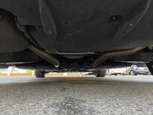 レクサス ＧＳ 300h Iパッケージ 山口県 2014(平26)年 10万km ホワイトパールクリスタルシャイン Fスポーツ仕様フロントバンパー/純正HDDナビ/・フルセグテレビ/・AM/FM/CD/DVD/・Bluetooth/バックカメラ/ETC/クルーズコントロール/ドライブモードセレクトスイッチ/ヒルスタートアシスト/パドルシフト/ブラインドスポットモニター/レザーシート/エアシート/シートヒーター/パワーシートD席/N席/スマートキー/プッシュスタート/スペアキー1本/純正フロアマット/パワーバックドア/社外19インチアルミホイール/ドアバイザー/ウィンカーミラー/取り扱い説明書