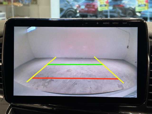 日産 エルグランド 250HWS S アーバンクロム ホワイトレザー 宮城県 2016(平28)年 6.7万km ブリリアントホワイトパール ニスモフルエアロパーツ/社外フローティングナビ/（型番：CN-FIX)/・フルセグTV/Bluetooth/CD/DVD/・バックカメラ/ETC/前後ドライブレコーダー/フリップダウンモニター/両側パワースライドドア/クルーズコントロール/MTモード付きAT/社外コンビステアリング/ハーフレザーシート/オットマン/プッシュスタート/LEDヘッドライト/オートライト/フォグランプ/電動格納ミラー/純正アルミホイール/純正フロアマット