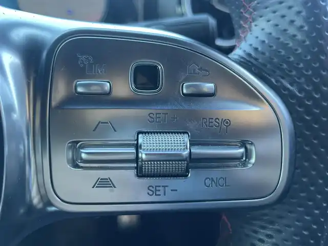 メルセデス・ベンツ Ａ１８０ スタイル AMGライン 栃木県 2018(平30)年 5.4万km ポーラホワイト レーダーセーフティパッケージ/ナビ/フルセグTV/バックカメラ/ETC/ACC/レーンキープアシスト/ブラインドスポット/パークトロニック/LEDヘッドライト/オートライト/ハーフレザーシート/パワーシート/シートヒーター/ドライブレコーダー