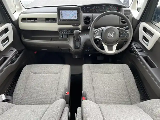 ホンダ Ｎ ＢＯＸ EX 滋賀県 2021(令3)年 0.6万km ルナシルバーM 純正ナビ/Bluetooth/USB/CD/バックカメラ/両側電動スライド/レーンキープ/衝突軽減/LEDヘッドライト/オートライト/オートハイビーム/リアソナー/ドラレコ（前）/ビルトインETC/純正マット/ドアバイザー/プッシュスタート/スマートキー/ステアリングリモコン/リアサンシェード