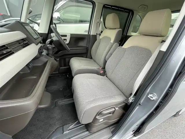 ホンダ Ｎ ＢＯＸ EX 滋賀県 2021(令3)年 0.6万km ルナシルバーM 純正ナビ/Bluetooth/USB/CD/バックカメラ/両側電動スライド/レーンキープ/衝突軽減/LEDヘッドライト/オートライト/オートハイビーム/リアソナー/ドラレコ（前）/ビルトインETC/純正マット/ドアバイザー/プッシュスタート/スマートキー/ステアリングリモコン/リアサンシェード