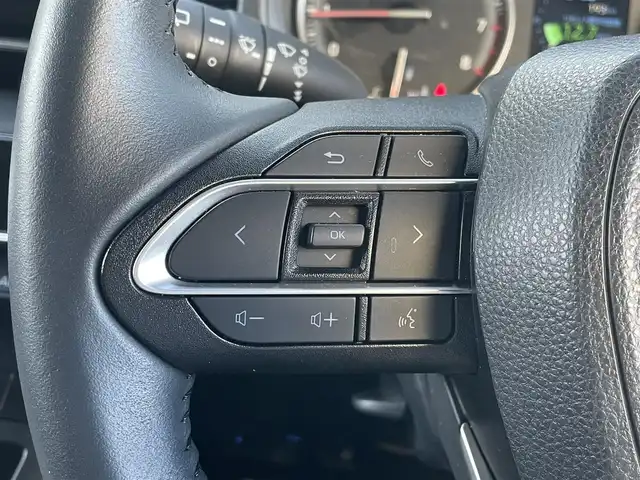 トヨタ ヴォクシー S－G 佐賀県 2024(令6)年 1.8万km アティチュードブラックマイカ 7人乗り/トヨタセーフティセンス/・プリクラッシュセーフティシステム/・レーダークルーズコントロール/・レーンディパーチャーアラート/・オートマチックハイビーム/クリアランスソナー/純正ディスプレイオーディオ/・コネクティッドナビ/・フルセグTV/BT/・CD/DVDデッキ/ETC2.0/純正16インチAW/パワースライドドア/LEDヘッドライト/プッシュスタート/電動パーキングスイッチ/社外前方ドラレコ/取扱説明書/保証書