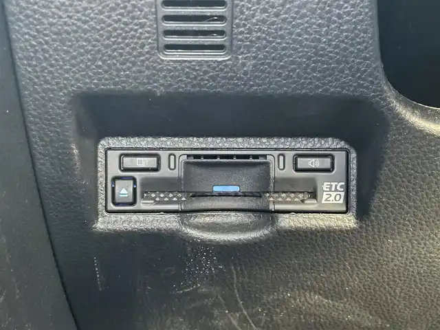 トヨタ ヴォクシー S－G 佐賀県 2024(令6)年 1.8万km アティチュードブラックマイカ 7人乗り/トヨタセーフティセンス/・プリクラッシュセーフティシステム/・レーダークルーズコントロール/・レーンディパーチャーアラート/・オートマチックハイビーム/クリアランスソナー/純正ディスプレイオーディオ/・コネクティッドナビ/・フルセグTV/BT/・CD/DVDデッキ/ETC2.0/純正16インチAW/パワースライドドア/LEDヘッドライト/プッシュスタート/電動パーキングスイッチ/社外前方ドラレコ/取扱説明書/保証書