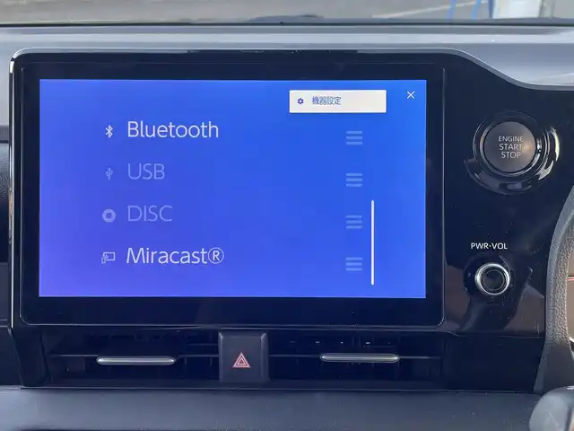 トヨタ ヴォクシー S－G 佐賀県 2024(令6)年 1.8万km アティチュードブラックマイカ 7人乗り/トヨタセーフティセンス/・プリクラッシュセーフティシステム/・レーダークルーズコントロール/・レーンディパーチャーアラート/・オートマチックハイビーム/クリアランスソナー/純正ディスプレイオーディオ/・コネクティッドナビ/・フルセグTV/BT/・CD/DVDデッキ/ETC2.0/純正16インチAW/パワースライドドア/LEDヘッドライト/プッシュスタート/電動パーキングスイッチ/社外前方ドラレコ/取扱説明書/保証書