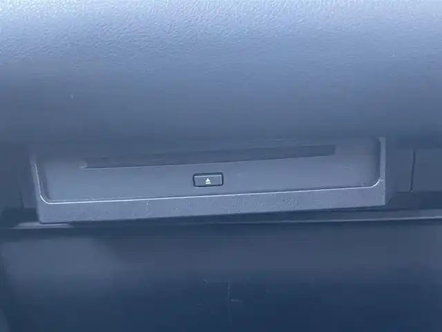 トヨタ ヴォクシー S－G 佐賀県 2024(令6)年 1.8万km アティチュードブラックマイカ 7人乗り/トヨタセーフティセンス/・プリクラッシュセーフティシステム/・レーダークルーズコントロール/・レーンディパーチャーアラート/・オートマチックハイビーム/クリアランスソナー/純正ディスプレイオーディオ/・コネクティッドナビ/・フルセグTV/BT/・CD/DVDデッキ/ETC2.0/純正16インチAW/パワースライドドア/LEDヘッドライト/プッシュスタート/電動パーキングスイッチ/社外前方ドラレコ/取扱説明書/保証書