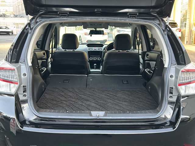 スバル インプレッサ スポーツ HV 2．0i-S アイサイト 埼玉県 2016(平28)年 5.2万km クリスタルブラックシリカ 登録時51141km/アイサイト/純正ディーラーオプションナビ/　CD/DVD/Bluetooth/フルセグTV/HDMI/バックカメラ/レーダークルーズコントロール/レーンキープアシスト/衝突軽減装置/横滑り防止機能/デジタルインナーミラー/社外BBS１７インチAW/プッシュスタート/スマートキー/HID/フォグランプ/パドルシフト/ステアリングリモコン/革巻きハンドル/ハーフレザーシート/純正フロアマット/電動格納ミラー/ウィンカーミラー/プッシュスタート/スマートキー×1/保証書/取扱説明書