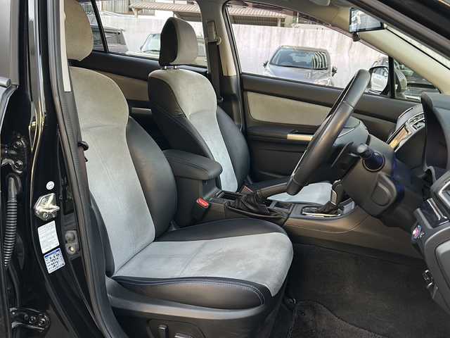 スバル インプレッサ スポーツ HV 2．0i-S アイサイト 埼玉県 2016(平28)年 5.2万km クリスタルブラックシリカ 登録時51141km/アイサイト/純正ディーラーオプションナビ/　CD/DVD/Bluetooth/フルセグTV/HDMI/バックカメラ/レーダークルーズコントロール/レーンキープアシスト/衝突軽減装置/横滑り防止機能/デジタルインナーミラー/社外BBS１７インチAW/プッシュスタート/スマートキー/HID/フォグランプ/パドルシフト/ステアリングリモコン/革巻きハンドル/ハーフレザーシート/純正フロアマット/電動格納ミラー/ウィンカーミラー/プッシュスタート/スマートキー×1/保証書/取扱説明書