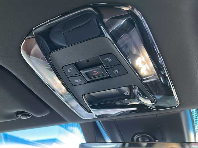 トヨタ ハリアー Z 福島県 2020(令2)年 7.5万km センシュアルレッドマイカ 衝突軽減ブレーキ/純正メモリーナビ/（FM/AM/Bluetooth）/フルセグTV/バックカメラ/レーンキープアシスト/横滑り防止装置/コーナーセンサー/LEDヘッドライト/オートライト/スマートキー/スペアキー/純正19インチAW/純正フロアマット/ETC