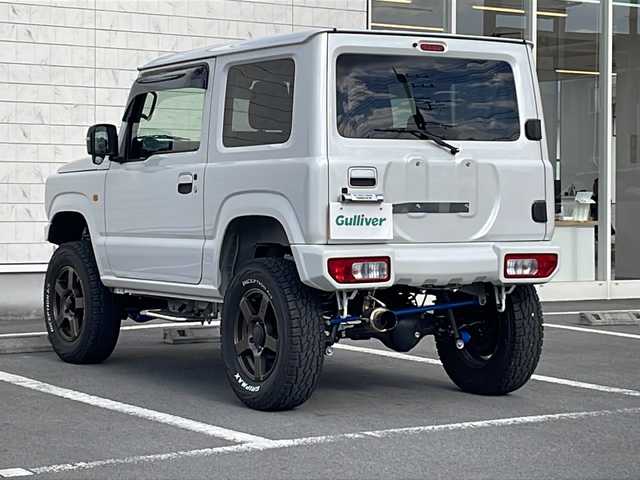 スズキ ジムニー XC 静岡県 2025(令7)年 0.3万km ピュアホワイトP /ワンオーナー//社外ナビ/地デジTV//CD/DVD/Bluetooth//3インチリフトアップ//柿本改マフラー//ラテラルロッド//社外エアクリーナー//社外パイピング//社外サイドステップ//社外グリル//クルーズコントロール//衝突軽減ブレーキ//社外16インチAW//LEDヘッドライト//保証書//取説