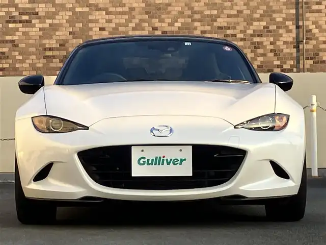 マツダ ロードスター 990S 静岡県 2022(令4)年 0.4万km スノーフレイクホワイトパールマイカ ワンオーナー/プッシュスタート/ETC/LED/オートライト/レインセンサー/ブラインドスポットモニター/レーンアシスト/RAYS CE28/ブレンボキャリパー/マックガード