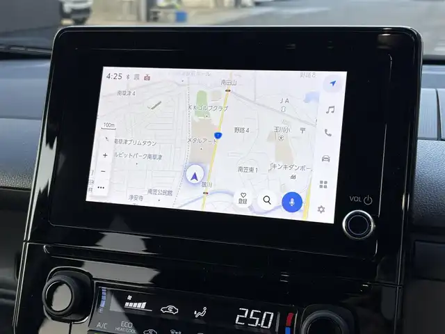 トヨタ シエンタ ハイブリッド G 滋賀県 2022(令4)年 2.3万km ホワイトパールクリスタルシャイン 純正ナビ/【Bluetooth/AndroidAuto/AppleCarPlay】/バックカメラ/ETC/ドライブレコーダー/トヨタセーフティセンス/・プリクラッシュセーフティ/・レーントレーシングアシスト/・レーンディパーチャーアラート/・レーダークルーズコントロール/・オートマチックハイビーム/・ロードサインアシスト/・プロアクティブドライビングアシスト/・発進遅れ告知機能/ブラインドスポットモニター/両側パワースライドドア/LEDヘッドライト/ステアリングスイッチ/スマートキー/AC100V