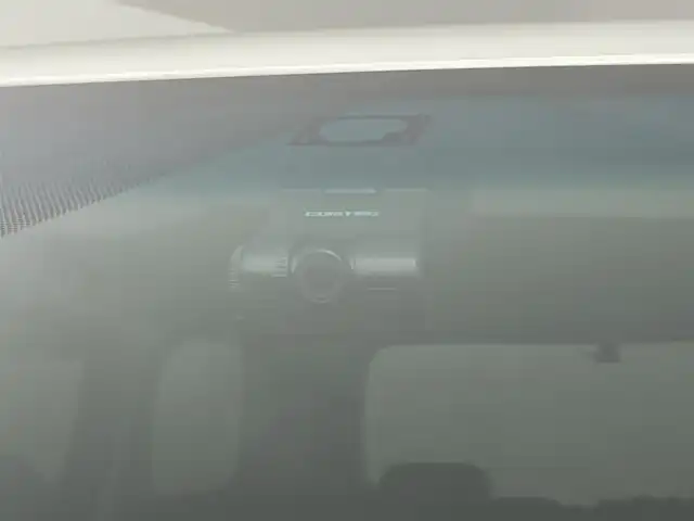 トヨタ ヴェルファイア 2．4Z 道央・札幌 2013(平25)年 4.3万km ホワイトパールクリスタルシャイン ・４WD/・禁煙車/・8インチワイド純正HDDナビ/・ALPINEフリップダウンモニター/・CD/DVD/BT/フルセグ/SD/HDD/（オーディオVTRモードでtypeCからスマートフォン接続可）/・アラウンドビューモニター/・前後ドライブレコーダー/・ビルトインETC/・社外レーダー探知機/・横滑り防止装置/・前後コーナーセンサー/・HIDヘッドライト/・フォグ/・ドアバイザー/・純正フロアマット/・純正18インチAW/・nanoe/・ecoモード/・ステアリングスイッチ/・ミラーウィンカー/・取扱説明書/・プッシュスタート/・スマートキー/・スペアキー