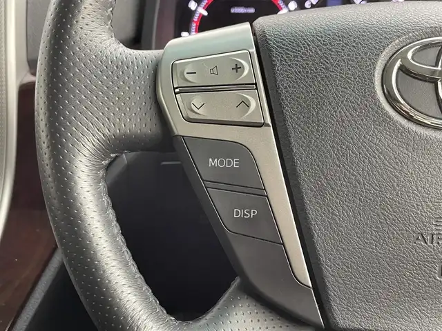 トヨタ ヴェルファイア 2．4Z 道央・札幌 2013(平25)年 4.3万km ホワイトパールクリスタルシャイン ・４WD/・禁煙車/・8インチワイド純正HDDナビ/・ALPINEフリップダウンモニター/・CD/DVD/BT/フルセグ/SD/HDD/（オーディオVTRモードでtypeCからスマートフォン接続可）/・アラウンドビューモニター/・前後ドライブレコーダー/・ビルトインETC/・社外レーダー探知機/・横滑り防止装置/・前後コーナーセンサー/・HIDヘッドライト/・フォグ/・ドアバイザー/・純正フロアマット/・純正18インチAW/・nanoe/・ecoモード/・ステアリングスイッチ/・ミラーウィンカー/・取扱説明書/・プッシュスタート/・スマートキー/・スペアキー