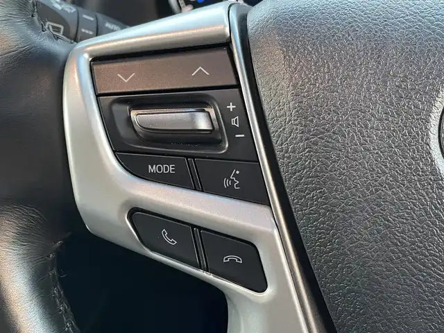 トヨタ アルファードハイブリット SR Cパッケージ 群馬県 2019(令1)年 3.9万km ホワイトパールクリスタルシャイン 4WD/ツインムーンルーフ/モデリスタエアロ(F/S/R)/シグネチャーイルミブレード/純正10型ナビ/CD・DVD・SD/Bluetooth・フルセグ/バックカメラ/両側パワースライドドア/デジタルインナーミラー/ビルトインETC2.0/レザーシート・パワーシート/シートヒーター・ベンチレーション/2列目エグゼグティブパワーシート/ステアリングヒーター/追従クルーズコントロール/AC100V1500W/三眼LEDヘッドライト/シーケンシャルターンランプ/横滑り防止装置/レーンキープアシスト/衝突軽減ブレーキ/アイドリングストップ/純正アルミホイール/純正フロアマット/Grgoセキュリティ/取説・保証書/スマートキー×2