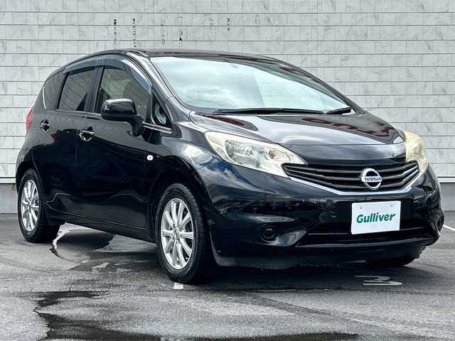 日産 ノート X 長野県 2014(平26)年 11.1万km スーパーブラック ・純正ナビ/・フルセグTV/CD/SD/AUX/・バックカメラ/・ETC/・社外15インチAW/・スペアキー/・プッシュスタート/・スマートキー