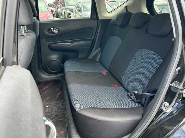 日産 ノート X 長野県 2014(平26)年 11.1万km スーパーブラック ・純正ナビ/・フルセグTV/CD/SD/AUX/・バックカメラ/・ETC/・社外15インチAW/・スペアキー/・プッシュスタート/・スマートキー