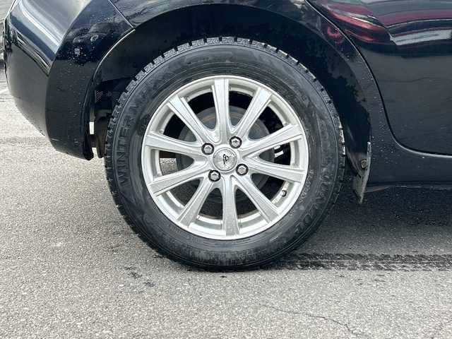 日産 ノート X 長野県 2014(平26)年 11.1万km スーパーブラック ・純正ナビ/・フルセグTV/CD/SD/AUX/・バックカメラ/・ETC/・社外15インチAW/・スペアキー/・プッシュスタート/・スマートキー