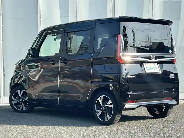 日産 ルークス HWS Gターボ プロパイロットED 福岡県 2021(令3)年 6万km ブラック 社外ナビ（AVIC-CQ911）/アラウンドビューモニター/フルセグTV/（Bluetooth/CD/DVD/HDMI)/スマートコマンダー/プロパイロット/エマージェンシーブレーキ/車線逸脱警報/車線逸脱防止支援/先行車発進お知らせ/道路標識表示/速度標識表示/コーナーセンサー/両側パワースライドドア/ハンズフリーオートスライドドア/前後ドライブレコーダー/社外ETC/レーダー探知機/アイドリングストップ/LEDヘッドライト/LEDフォグランプ/オートライト/純正アルミホイール/純正フロアマット