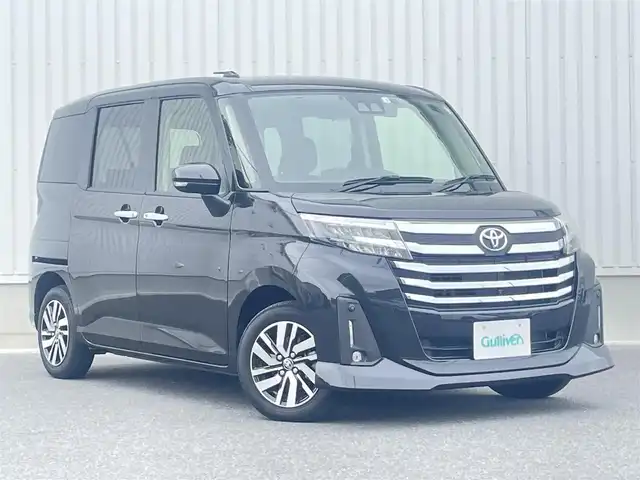 トヨタ ルーミー カスタムG 群馬県 2022(令4)年 1.7万km ブラックマイカメタリック 純正9インチディスプレイオーディオ/（USB/Bluetooth/AppleCarPlay/AndroidAuto）/フルセグテレビ/パノラミックビュー/スマートアシスト/・衝突回避支援ブレーキ機能/・車線逸脱警報機能/・ブレーキ制御付誤発進抑制機能/・先行車発進お知らせ機能/・アダプティブドライビングビーム/・アダプティブクルーズコントロール/・衝突警報機能/・ふらつき警報/・サイドビューランプ/・コーナーセンサー/・路側逸脱警報/・標識認識機能/両側パワースライドドア/プッシュスタート/シートヒーター/シートバックテーブル/LEDヘッドライト/ETC/取扱説明書/保証書/スペアキー