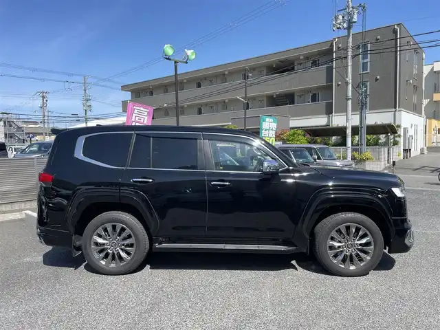 トヨタ ランドクルーザー ZX 大阪府 2023(令5)年 0.4万km 黒 モデリスタエアロ/メーカーナビ/・Bluetooth/・フルセグTV/JBLプレミアムサウンド/モデリスタフルエアロ/サンルーフ/レザーシート/ステアリングヒーター/シートヒーター/ベンチレーション/クーラーBOX/リアエンターテイメント/パワーバックドア/360度カメラ/前後カメラドラレコ/ビルトインETC/パワーバックドア/純正フロアマット