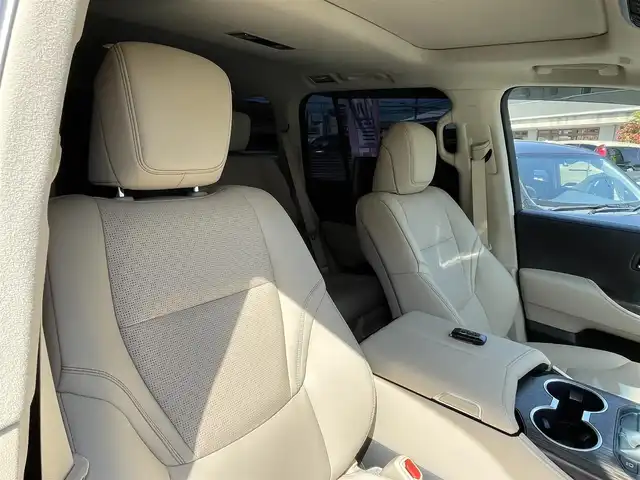 トヨタ ランドクルーザー ZX 大阪府 2023(令5)年 0.4万km 黒 モデリスタエアロ/メーカーナビ/・Bluetooth/・フルセグTV/JBLプレミアムサウンド/モデリスタフルエアロ/サンルーフ/レザーシート/ステアリングヒーター/シートヒーター/ベンチレーション/クーラーBOX/リアエンターテイメント/パワーバックドア/360度カメラ/前後カメラドラレコ/ビルトインETC/パワーバックドア/純正フロアマット