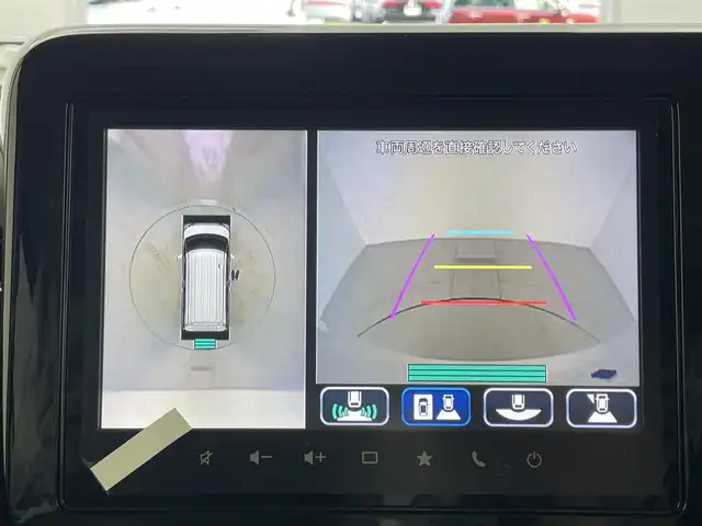 スズキ スペーシア カスタム HYBRID XS 宮城県 2025(令7)年 0.1万km未満 ピュアホワイトパール/ブラック2トーン 届出済未使用車/カスタム HV XS　4WD　/全方位モニター付きメモリ-ナビゲーション・スズキコネクト対応通信機装着車(195800円)/全方位モニター　/両側パワースライドドア　/レーダークルーズコントロール/シートヒーター　/ステアリングヒーター　/ヘッドアップディスプレイ　/衝突被害軽減　/レーンキープアシスト/LEDヘッドライト/充電用USBポート/後席オットマン/ルーフブラック