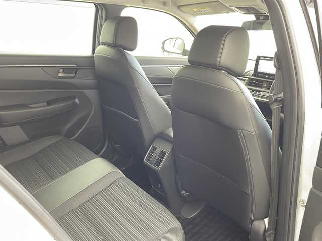 ホンダ ＷＲ－Ｖ Z+ 兵庫県 2024(令6)年 0.6万km プラチナホワイトパール ・純正ナビ＆フルセグ＆BT＆USB/・バックカメラ/・衝突軽減ブレーキ/・レーダークルーズコントロール/・レーンキープアシスト/・踏み間違い防止装置/・標識認識機能/・先行車発進お知らせ/・リアパーキングセンサー/・オートマチックハイビーム/・LEDライト/・LEDフォグ/・オートライト/・パドルシフト/・スマートキー/・プッシュスタート/・ビルトインETC/・フロアマット/・ルーフレール/・ハーフレザーシート