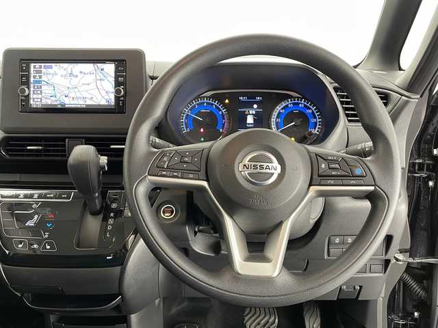 日産 ルークス HWS X アーバンクロム プロパイロットED 長野県 2022(令4)年 2.3万km ブラック 4WD/純正ナビ/両側パワースライドドア/ハンズフリーオートドア/プロパイロット/追従型クルーズコントロール/アラウンドビューモニター/バックカメラ/アイドリングストップ/フルセグTV/Bluetooth/CD/DVD/USB/AUX/シートヒーター（運転席、助手席）/オートライト/LEDヘッドライト/フォグランプ/電子パーキング/オートホールド/ステアリングスイッチ/2列目サンシェード/電動格納ミラー/ドアバイザー