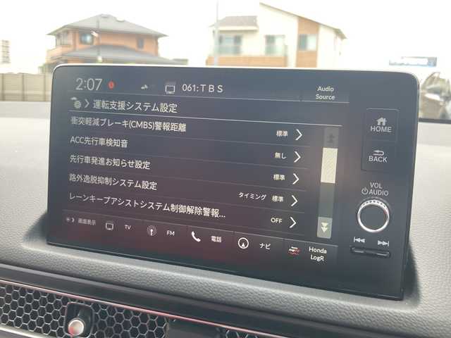 ホンダ シビック タイプR 千葉県 2024(令6)年 0.4万km チャンピオンシップホワイト ワンオーナー/純正9インチナビ/AppleCarPlay/Andoroid Auto/Bluetooth/フルセグTV/バックカメラ/ETC2.0/前後ドライブレコーダー/衝突軽減ブレーキ/ブラインドスポットモニター/アダプティブクルーズコントロール/路外逸脱抑制機能/パーキングセンサーシステム/オートハイビーム/標識認識機能/先行車発進お知らせ/スマートキー/スペアキー×１/プッシュスタート/ステアリングスイッチ/ウインカーミラー/純正フルLEDヘッドライト/純正19インチアルミホイール/純正フロアマット/保証書・取扱説明書