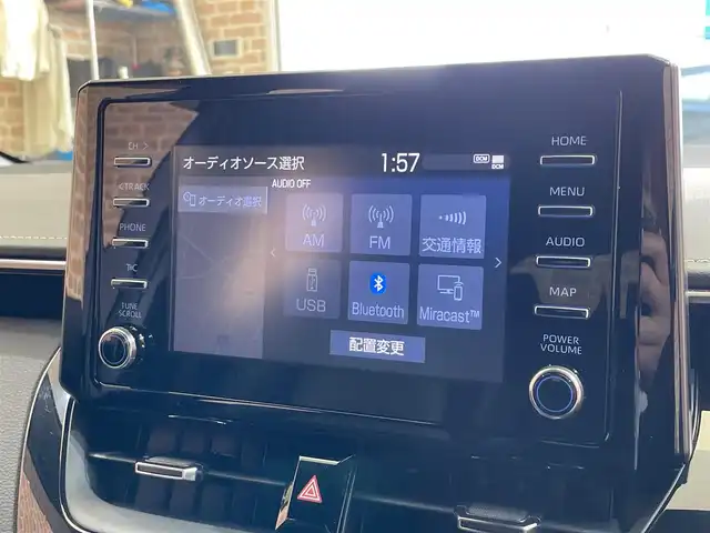 トヨタ カローラツーリング ハイブリッド ダブルバイビー 岩手県 2021(令3)年 2万km ホワイトパールクリスタルシャイン ４WD/寒冷地仕様/トヨタセーフティセンス/プリクラッシュセーフティ/レーダークルーズコントロール/レーントレーシングアシスト/オートマチックハイビーム/クリアランスソナー/リヤクロストラフィックアラート/ブラインドスポットモニター/オートブレーキホールド/純正ディスプレイオーディオ/（ナビ/USB/Bluetooth/AppleCarPlay/AndroidAuto）/ステアリングスイッチ/シートヒーター/ステアリングヒーター/LEDヘッドライト/純正アルミホイール
