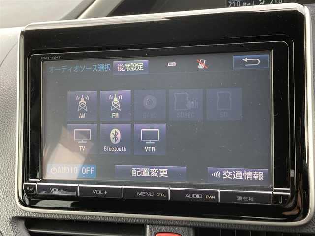 トヨタ ヴォクシー ZS 煌Ⅱ 茨城県 2017(平29)年 5.7万km ホワイトパールクリスタルシャイン 純正ナビ/【AM・FM・DISC・SD・TV・BT・VTR】/アイドリングストップ/ETC/前方ドラレコ/両側パワスラ/モデリスタエアロ/純アルミ/純フロア/横滑り/レーンキープ/LED/衝突軽減/電格ミラー/ウインカーミラー/ドアバイザー