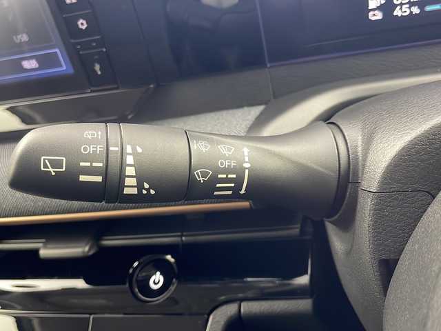 日産 サクラ X 岐阜県 2022(令4)年 0.7万km チタニウムグレーM/シルキーホワイト 登録時走行距離6585km/ワンオーナー/取扱説明書【車両/ディスプレイオーディオ】/保証書/ツートンシーズンカラー/9型ディスプレイオーディオ【Bluetooth/HDMI/アップルCarPlay対応/アンドロイドオート対応】/バックカメラ/200V充電ケーブル/プッシュスタート/インテリジェントキー(スペアインテリジェント×1)/衝突軽減ブレーキ/車線逸脱警報/LEDヘッドライト/オートライト/ウインカーミラー/ドライブレコーダー/ETC/純正14インチアルミ