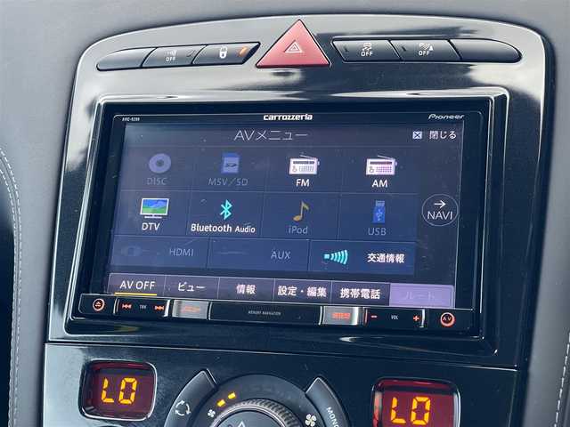 プジョー ＲＣＺ 山梨県 2016(平28)年 5.2万km BLANC NACRE 社外メモリナビ（AVIC-RZ99）/　（AM/FM/CD/DVD/フルセグ/Bluetooth）/バックカメラ/クルーズコントロール/黒革/シートヒーター/パワーシート/前後コーナーセンサー/キセノン/ETC/リモコンキー/純正18インチAW