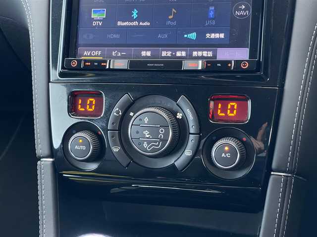 プジョー ＲＣＺ 山梨県 2016(平28)年 5.2万km BLANC NACRE 社外メモリナビ（AVIC-RZ99）/　（AM/FM/CD/DVD/フルセグ/Bluetooth）/バックカメラ/クルーズコントロール/黒革/シートヒーター/パワーシート/前後コーナーセンサー/キセノン/ETC/リモコンキー/純正18インチAW