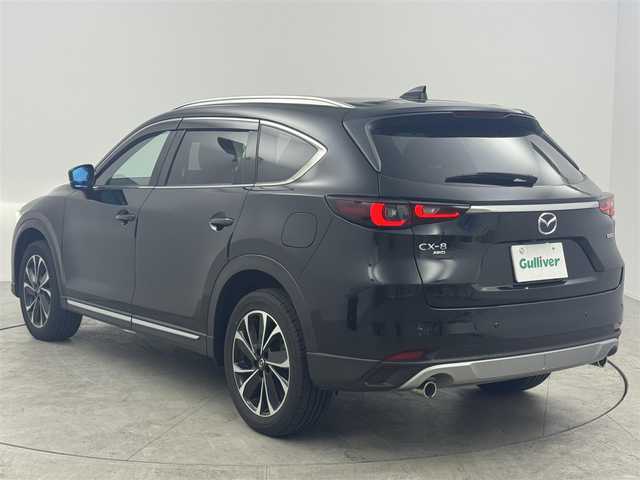 マツダ ＣＸ－８ XD グランドジャーニー 愛知県 2023(令5)年 1.8万km ジェットブラックマイカ 4WD/ディーゼルターボ/ヘッドアップディスプレイ/純正ナビ付10.25インチセンターディスプレイ/　　　・BT/フルセグ/全方位カメラ/ドライブレコーダー（前後）/ETC/本革巻ステアリングリモコン/ステアリングヒーター/ステアリングリモコン/ハーフレザーシート/パワーシート（D/N）/置くだけ充電/シートヒーター（1、2列目）/三列シート/7人乗り/パワーバックドア/ルーフレール/純正19インチアルミホイール/アダプティブLEDヘッドライト/フォグランプ/ブラインドスポットモニター/レーダークルーズコントロール/レーンキープアシスト/トラフィック＆クルーズサポート/交通標識認識機能/ドライバーアテンションアラート