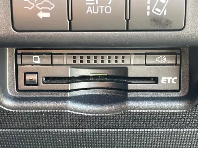 トヨタ スペイド F 滋賀県 2016(平28)年 4.2万km ブラックマイカ 純正ナビ/(ワンセグ/Bluetooth/CD)/衝突軽減ブレーキ/車線逸脱/横滑り防止/片側電動スライドドア/アイドリングストップ/HIDオートライト/オートハイビーム/純正フロアマット/ドライブレコーダー/ETC/電動格納ミラー/ドアバイザー