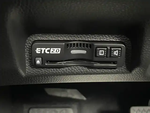 ホンダ ヴェゼル ハイブリッド e:HEV Z 埼玉県 2025(令7)年 0.1千km クリスタルブラックパール 登録済未使用車　純正１０．１インチナビ　バックカメラ　シートヒーター　ハーフレザーシート コーナーセンサー レーダークルーズコントロール ダウンヒルアシストコントロール 衝突軽減 BSM ETC